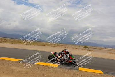 media/Sep-10-2022-SoCal Trackdays (Sat) [[a5bf35bb4a]]/Turn 9 Inside (1215pm)/